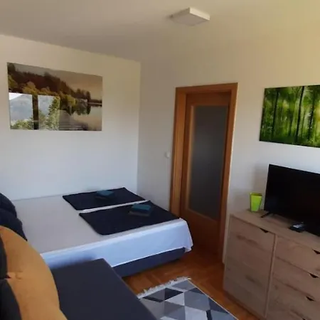 Naida Delux Apartmán *